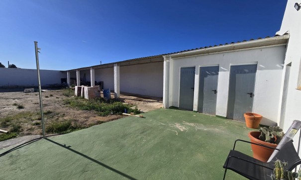 Sale - Commercial -
SAX