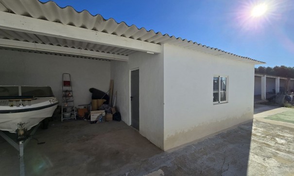 Sale - Commercial -
SAX