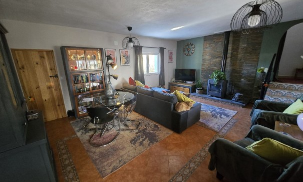 Herverkoop - Vrijstaande Villa -
Castalla