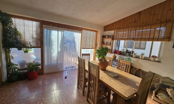 Herverkoop - Vrijstaande Villa -
Castalla