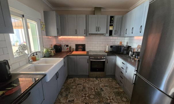 Herverkoop - Vrijstaande Villa -
Castalla