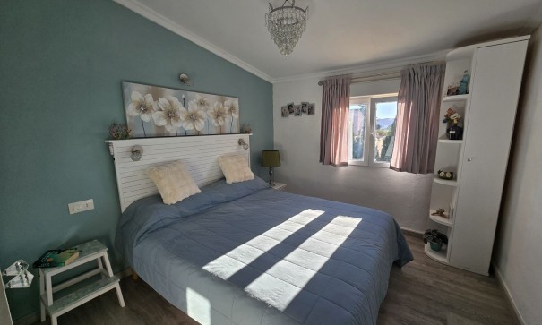 Herverkoop - Vrijstaande Villa -
Castalla