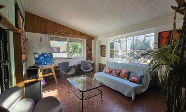 Herverkoop - Vrijstaande Villa -
Castalla