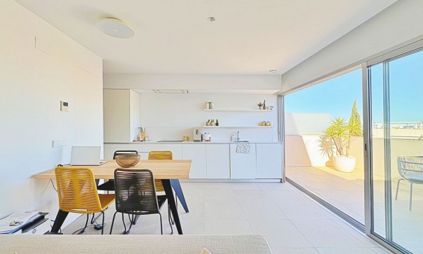 Herverkoop - Apartement Flat -
Torrevieja - Los Balcones