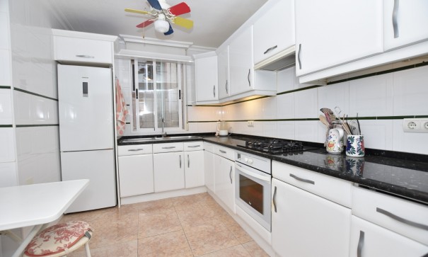 Herverkoop - Vrijstaande Villa -
Algorfa - Montemar