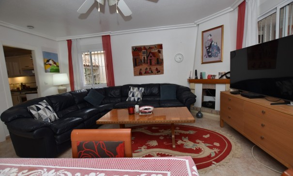 Herverkoop - Vrijstaande Villa -
Algorfa - Montemar