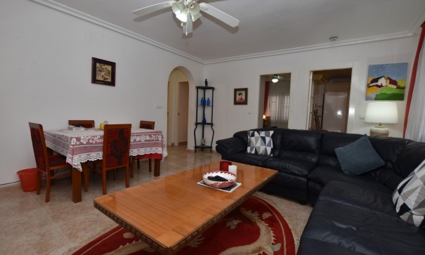 Herverkoop - Vrijstaande Villa -
Algorfa - Montemar