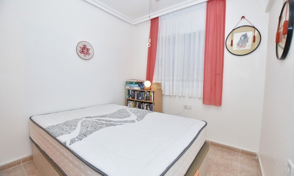 Herverkoop - Vrijstaande Villa -
Algorfa - Montemar