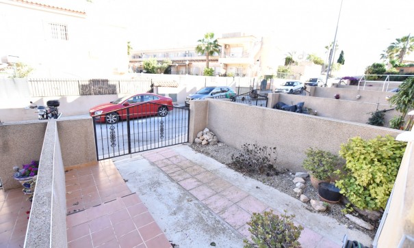 Sale - Town house -
Algorfa - Montemar