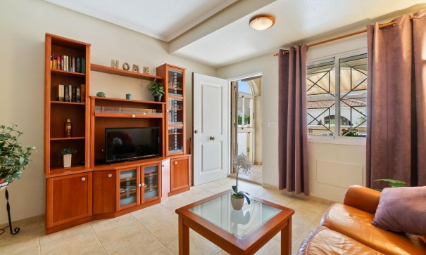 Herverkoop - Apartement Flat -
Torrevieja - Aguas Nuevas