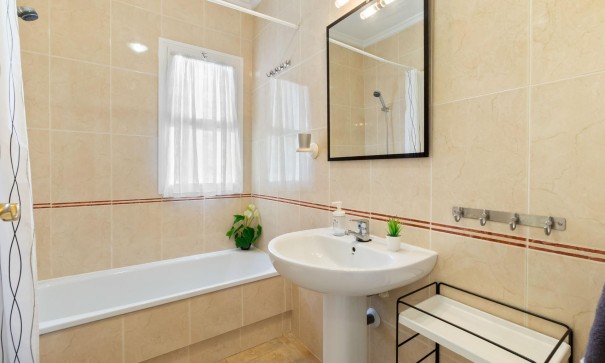 Herverkoop - Apartement Flat -
Torrevieja - Aguas Nuevas