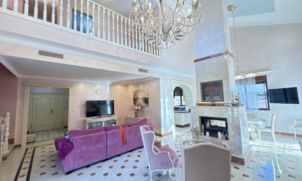 Videresalg - Fritliggende villa -
Cabo Roig