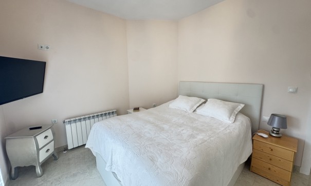 Herverkoop - Vrijstaande Villa -
Villamartín