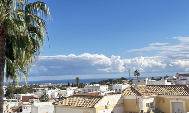 Herverkoop - Vrijstaande Villa -
Villamartín