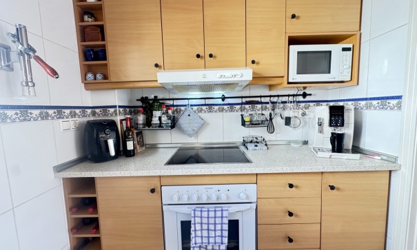 Sprzedaż - Apartament mieszkanie -
Los Altos