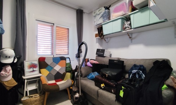 Resale - Wohnung Appartement -
La Mata