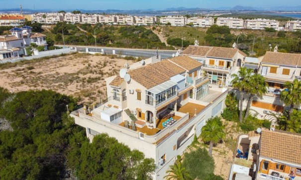 Resale - Wohnung Appartement -
La Mata