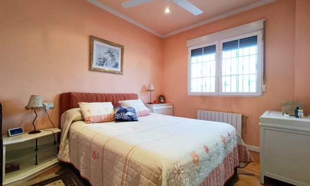 Sale - Town house -
Hondón de los Fráiles