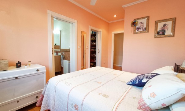 Sale - Town house -
Hondón de los Fráiles