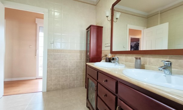 Sale - Town house -
Hondón de los Fráiles