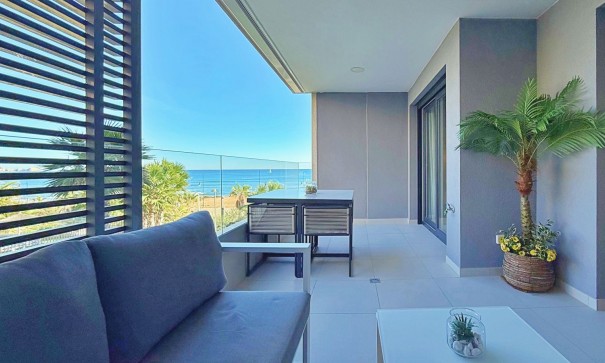 Resale - Wohnung Appartement -
Torrevieja - Punta Prima