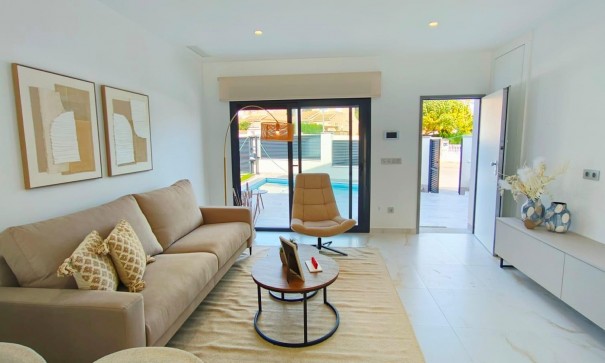 Nouvelle construction - Vrijstaande Villa -
Pilar de la Horadada - Pinar de Campoverde