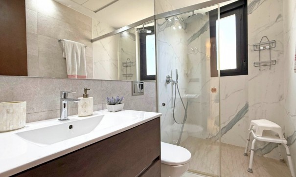 Herverkoop - Vrijstaande Villa -
Orihuela Costa - Villamartín