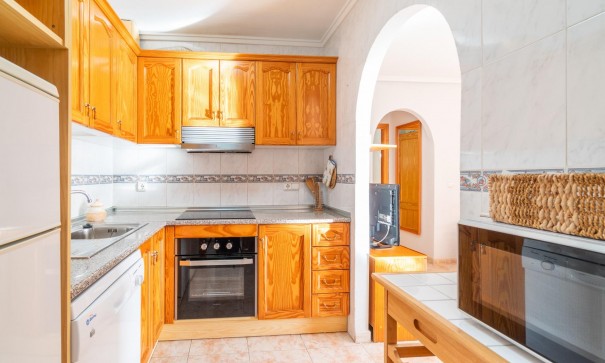 Herverkoop - Villa -
Orihuela Costa - Playa Flamenca