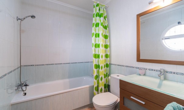 Herverkoop - Villa -
Orihuela Costa - Playa Flamenca