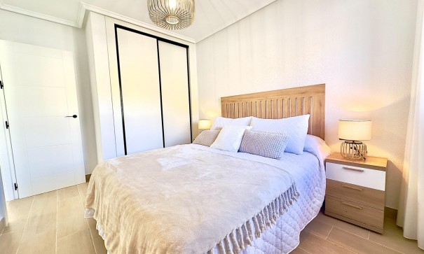 Herverkoop - Apartement Flat -
Torrevieja - Cabo cervera