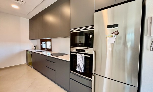 Herverkoop - Vrijstaande Villa -
Benijofar - Benijofar - Village