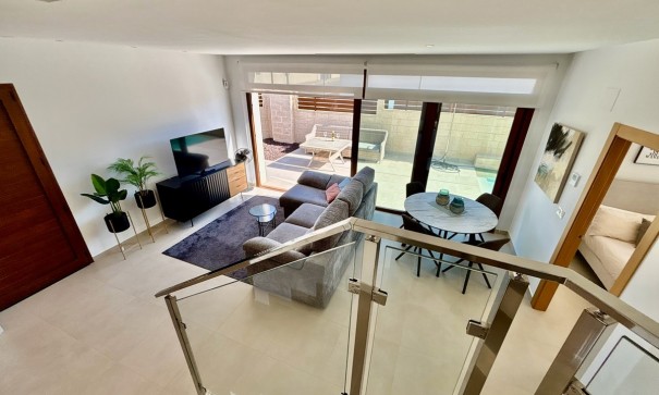 Herverkoop - Vrijstaande Villa -
Benijofar - Benijofar - Village