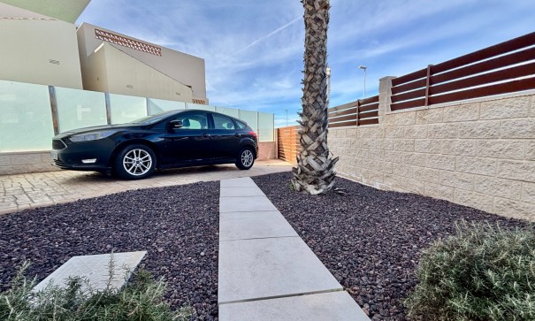 Herverkoop - Vrijstaande Villa -
Benijofar - Benijofar - Village