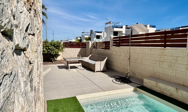 Herverkoop - Vrijstaande Villa -
Benijofar - Benijofar - Village