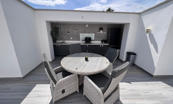 Herverkoop - Finca Landelijk pand -
Elche Pedanías - La Marina