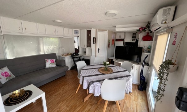 Herverkoop - Finca Landelijk pand -
Elche Pedanías - La Marina