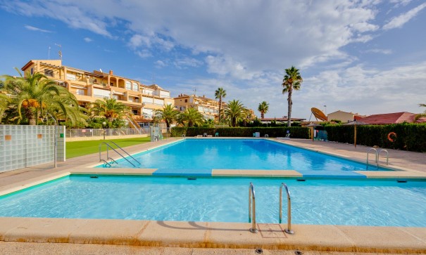 Herverkoop - Apartement Flat -
Torrevieja - Torreblanca La Mata