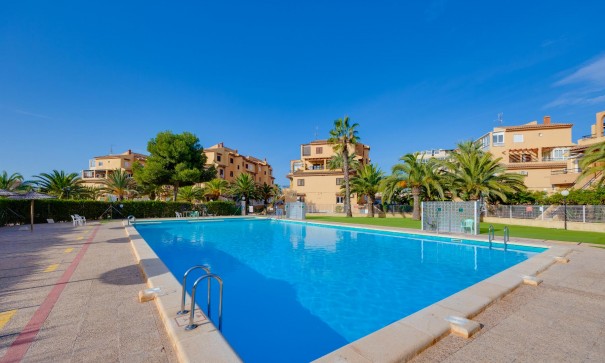 Herverkoop - Apartement Flat -
Torrevieja - Torreblanca La Mata