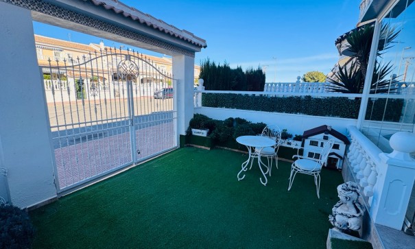 Herverkoop - Vrijstaande Villa -
Benijofar