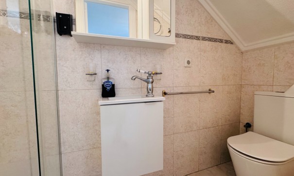 Herverkoop - Vrijstaande Villa -
Benijofar