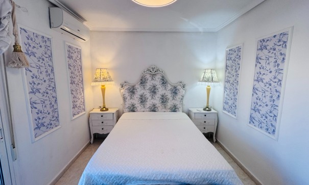 Herverkoop - Vrijstaande Villa -
Benijofar