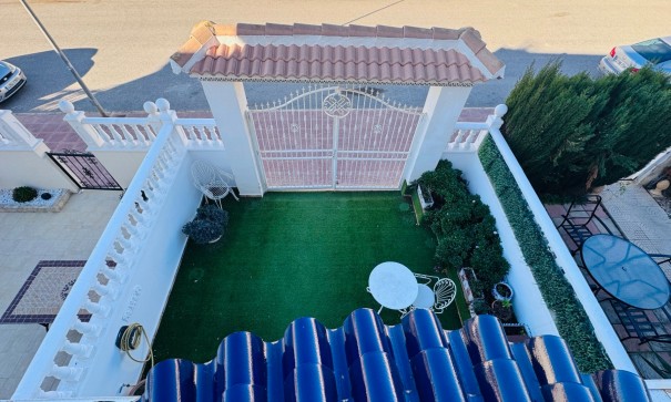 Herverkoop - Vrijstaande Villa -
Benijofar