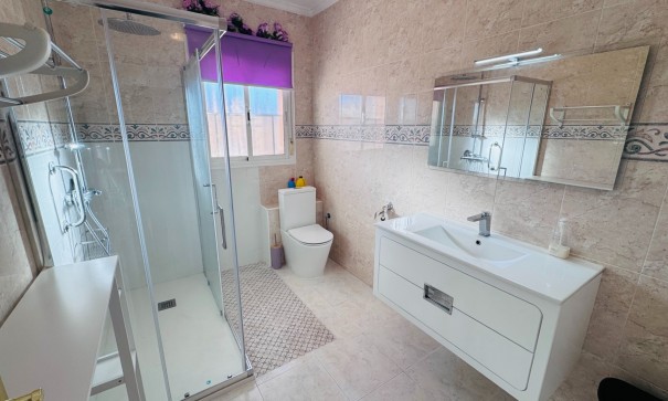 Herverkoop - Vrijstaande Villa -
Benijofar