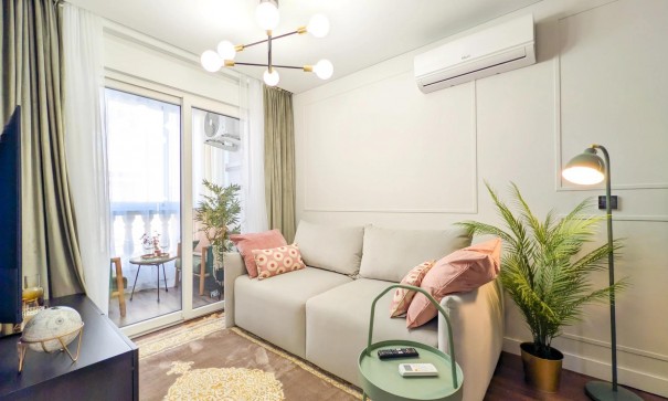 Herverkoop - Apartement Flat -
Torrevieja - Centro