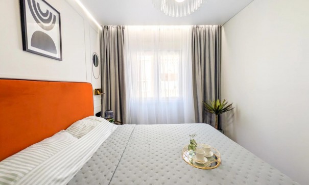 Herverkoop - Apartement Flat -
Torrevieja - Centro