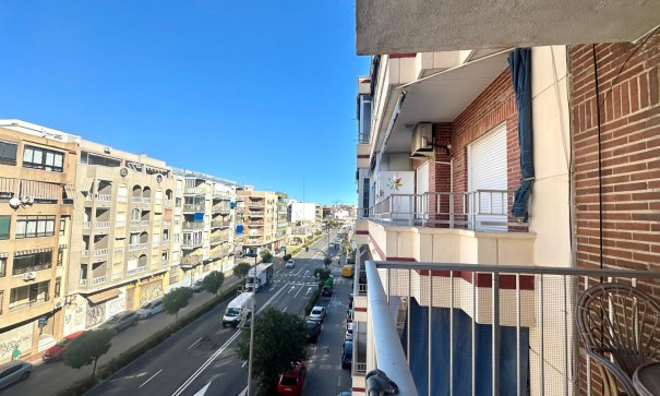 Herverkoop - Apartement Flat -
Torrevieja - Acequion