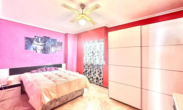 Herverkoop - Apartement Flat -
Torrevieja - Acequion