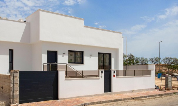 Nybyggeri - Fritliggende villa -
Sucina