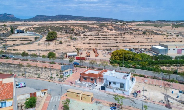 Nybyggeri - Fritliggende villa -
Sucina