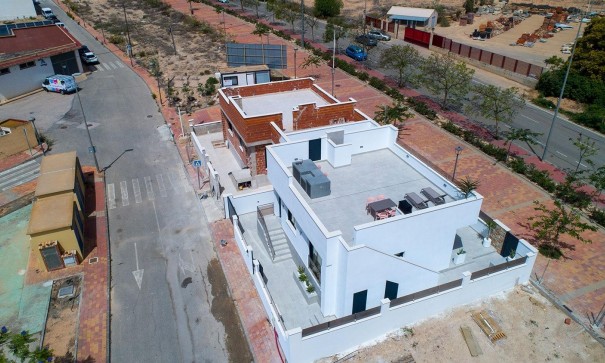 Nybyggeri - Fritliggende villa -
Sucina